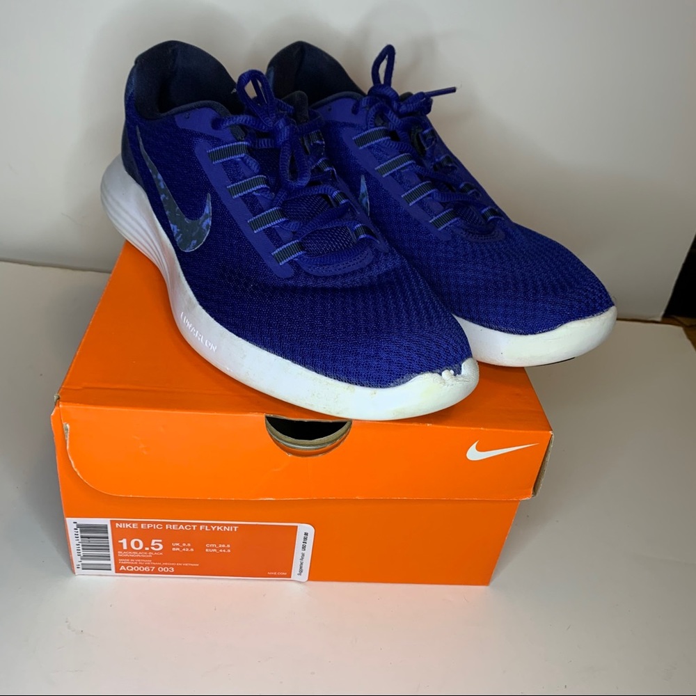 Nike Epic React Flyknit Men’s Sz 10.5 With Box